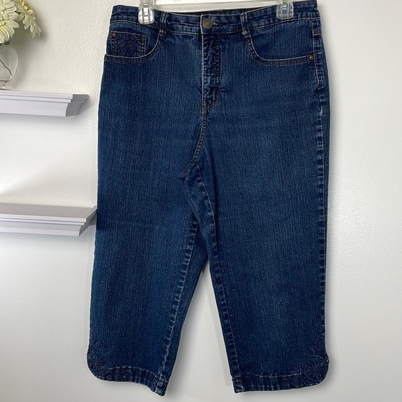 George Denim Capris - Picture 2 of 14